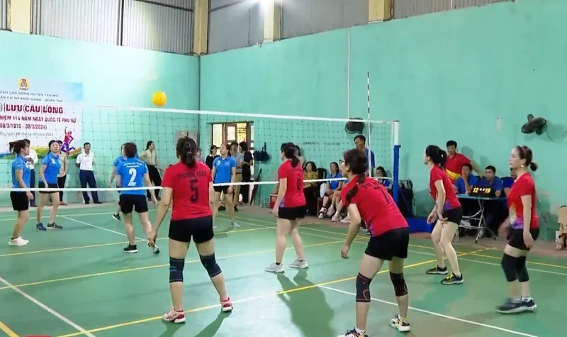 Luật bóng chuyền hơi về phát bóng